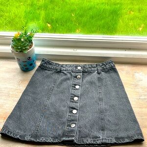 ❌SOLD❌Forever 21 skirt| button front denim